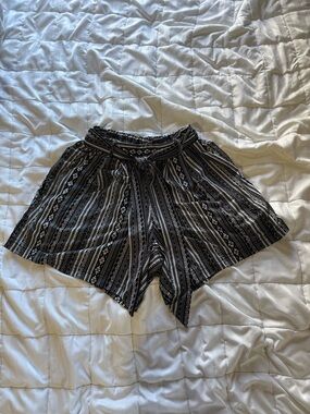 Robert Louis Black & White Striped Aztec High-Waist Shorts